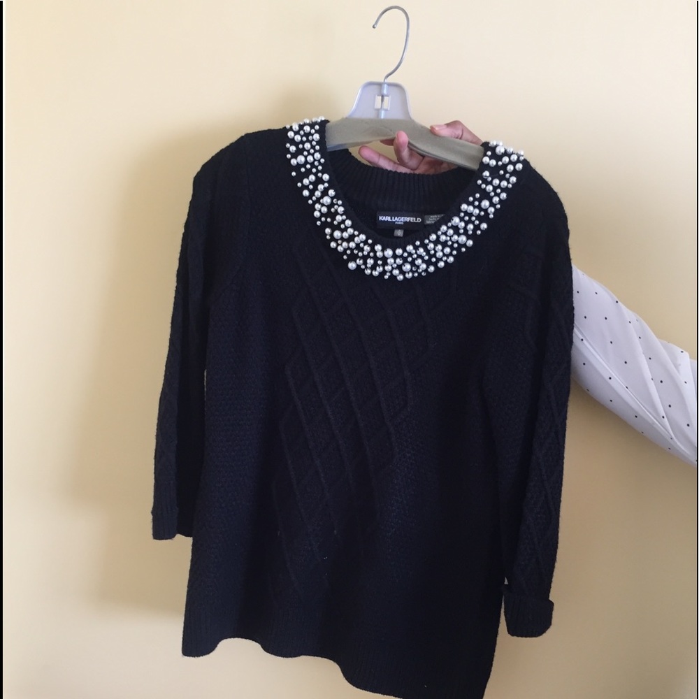 Like new sweater with pearl neckline